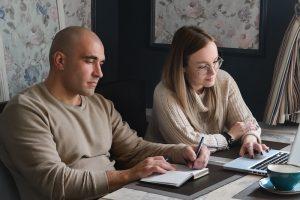 Guidebook titled ‘All You Need to Know About Mirror Wills – Pros and Cons’